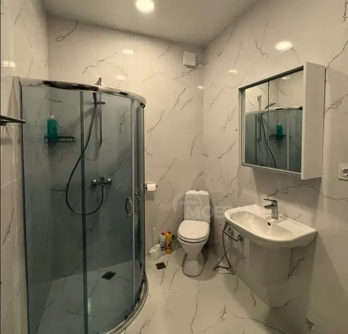 Продам 2-комн. квартиру 57м² 13/31 эт. Батуми - изображение 9