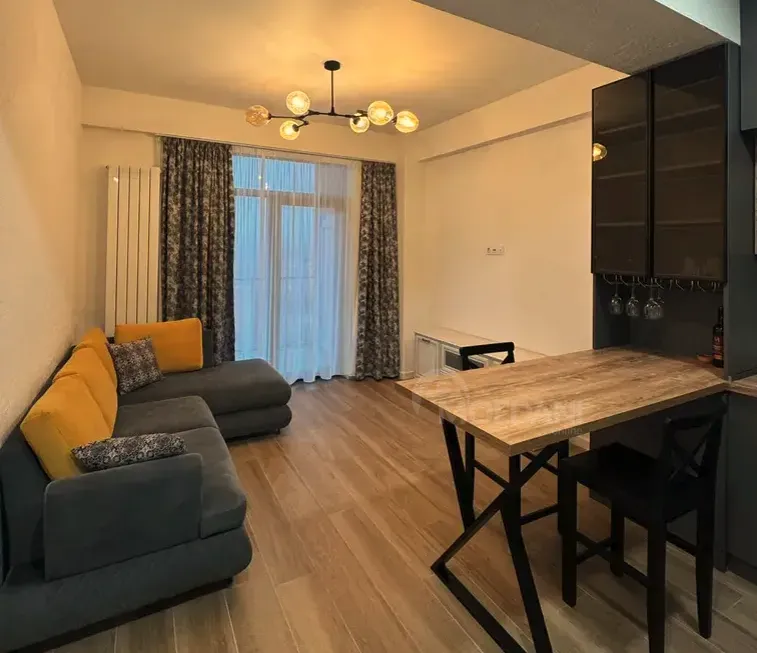 Продам 2-комн. квартиру 57м² 13/31 эт. Батуми - изображение 1