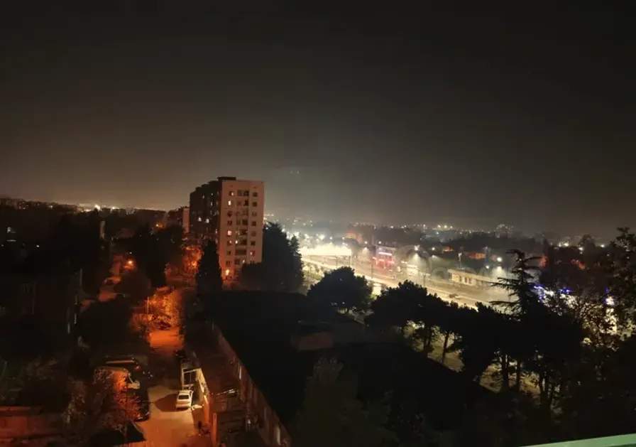 ქირავდება 3 ოთახიანი ბინა 100მ² 8/9 სართ თბილისი - photo 2