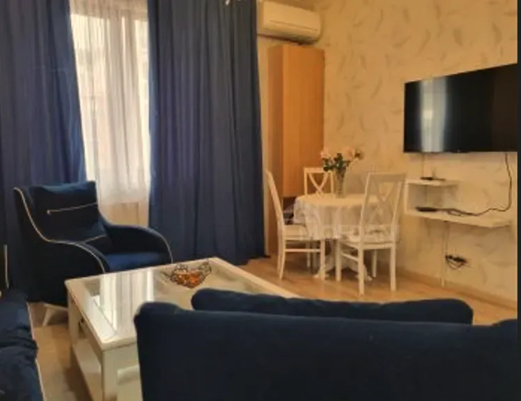 Сдам 2-комн. квартиру на сутки в Тбилиси  56м² 9/12 эт. Тбилиси - изображение 1