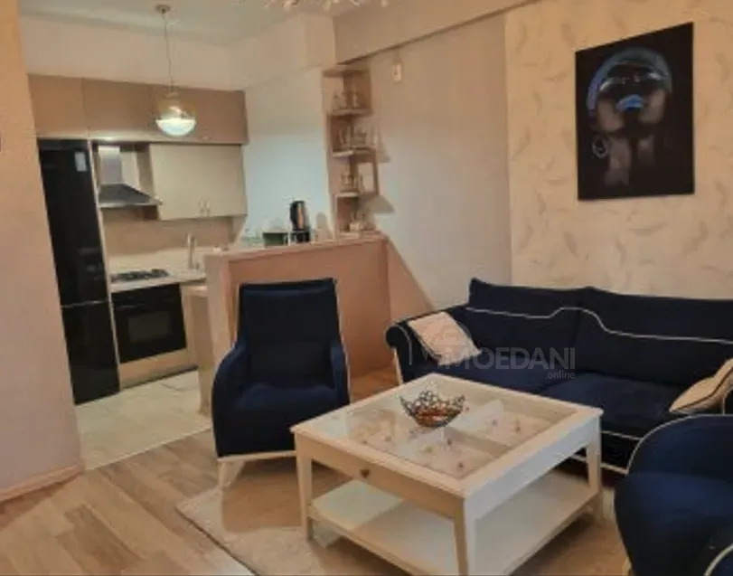 Сдам 2-комн. квартиру на сутки в Тбилиси  56м² 9/12 эт. Тбилиси - изображение 2