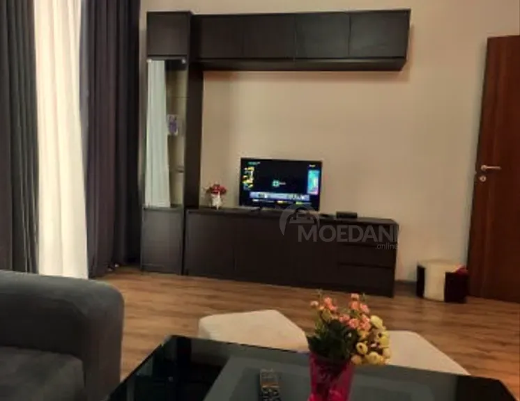 Сдам 2-комн. квартиру на сутки в Тбилиси  60м² 8/12 эт. Тбилиси - изображение 7