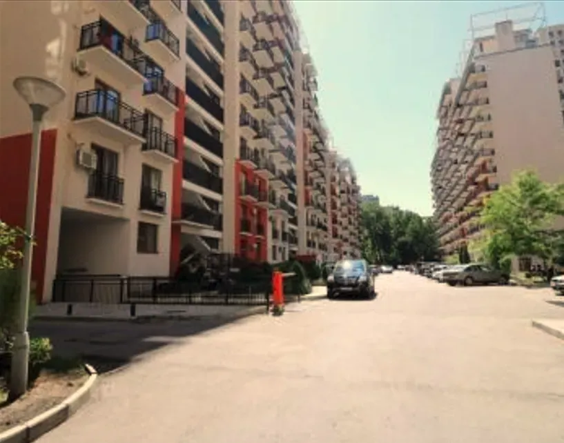 Сдам 2-комн. квартиру на сутки в Тбилиси  60м² 8/12 эт. Тбилиси - изображение 3