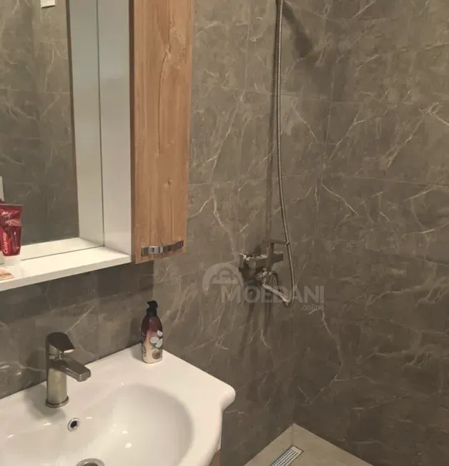 Сдам 3-комн. квартиру 70м² 12/12 эт. Тбилиси - изображение 2