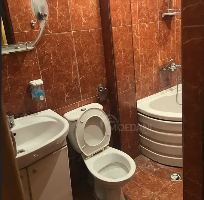 იყიდება 3 ოთახიანი ბინას 71მ² 2/12 სართ თბილისი - photo 2