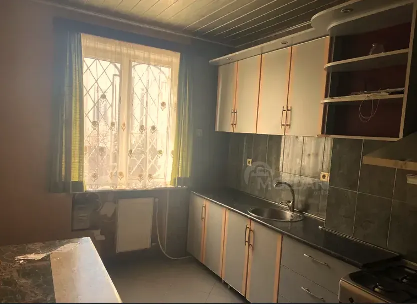 იყიდება 3 ოთახიანი ბინას 71მ² 2/12 სართ თბილისი - photo 1