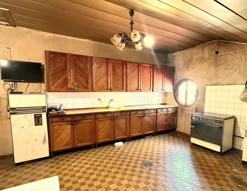 ქირავდება 5 ოთახიანი ბინა 180მ² 5/5 სართ თბილისი - photo 3