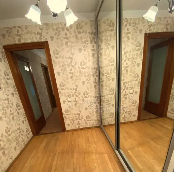 ქირავდება 3 ოთახიანი ბინა 85მ² 2/5 სართ თბილისი - photo 6