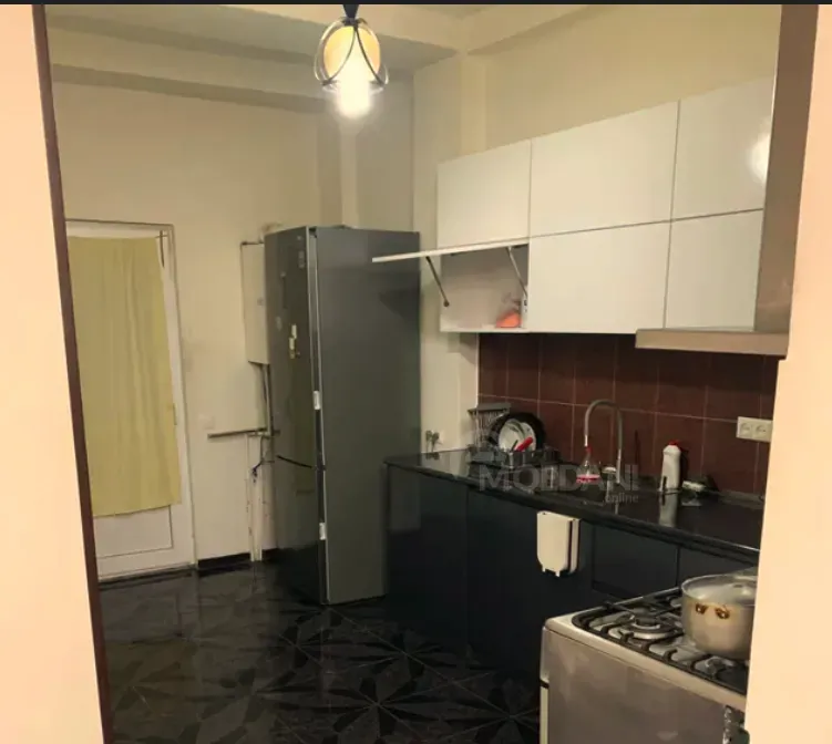 Сдам 4-комн. квартиру 105м² 4/4 эт. Тбилиси - изображение 2