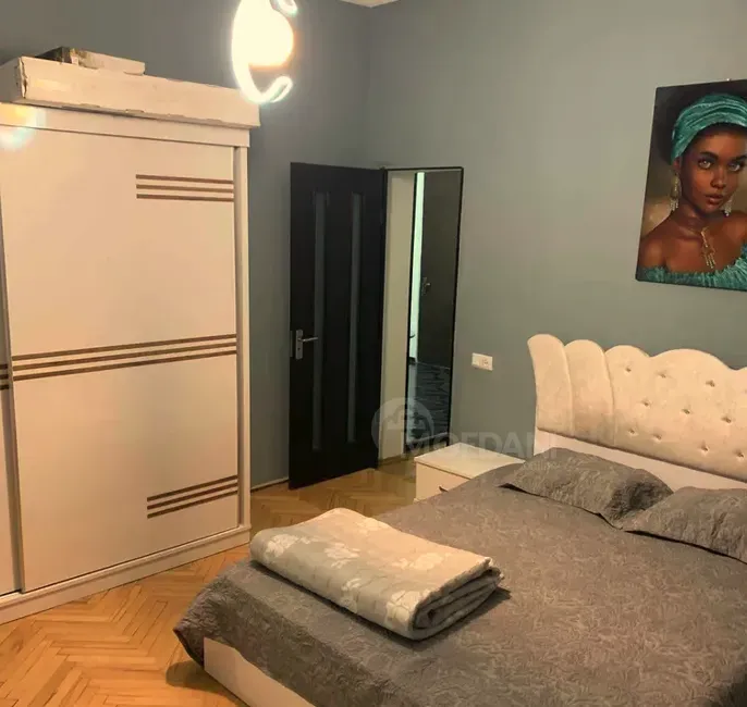 Сдам 4-комн. квартиру 105м² 4/4 эт. Тбилиси - изображение 1
