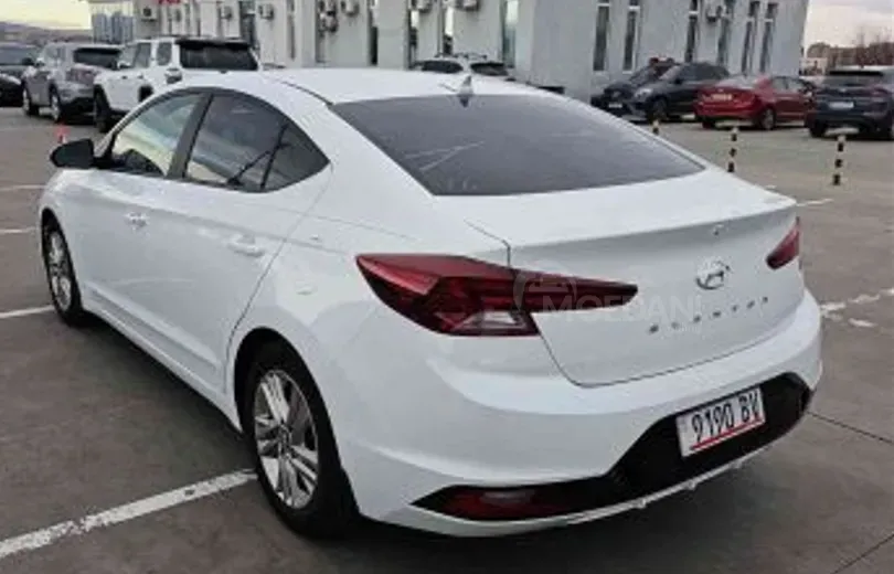 Hyundai Elantra 2019 Tbilisi - photo 6