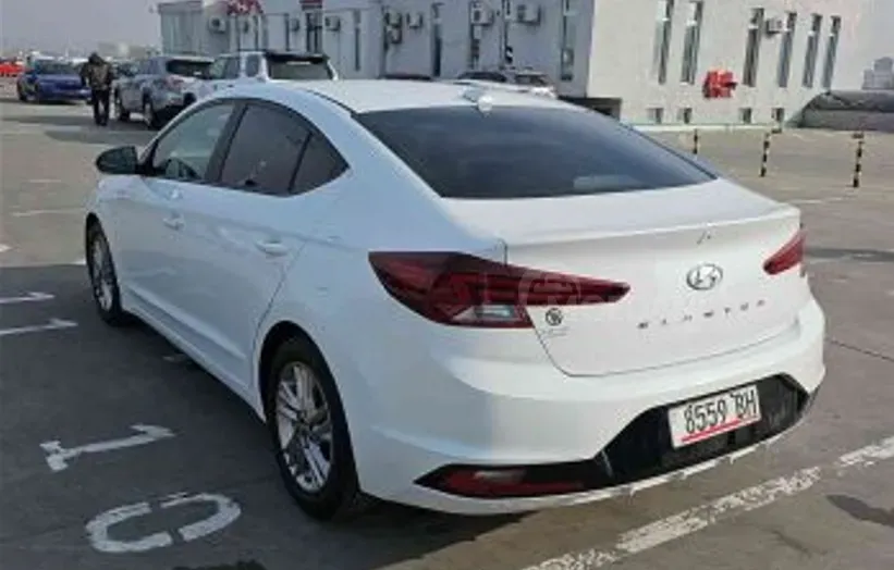 Hyundai Elantra 2019 Tbilisi - photo 6