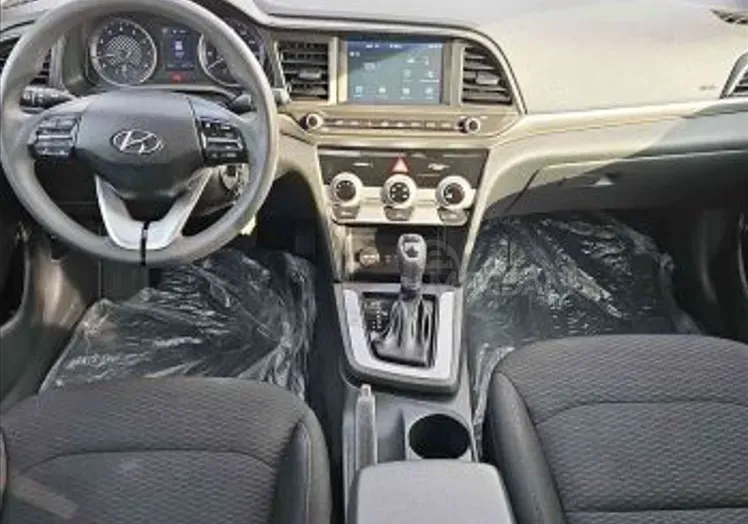 Hyundai Elantra 2019 Tbilisi - photo 7