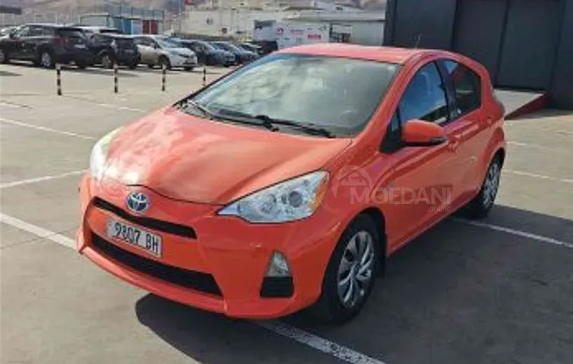 Toyota Prius 1.5L 2014 Тбилиси - изображение 2