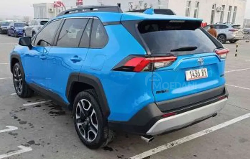 Toyota RAV4 2.5L 2021 Тбилиси - изображение 6