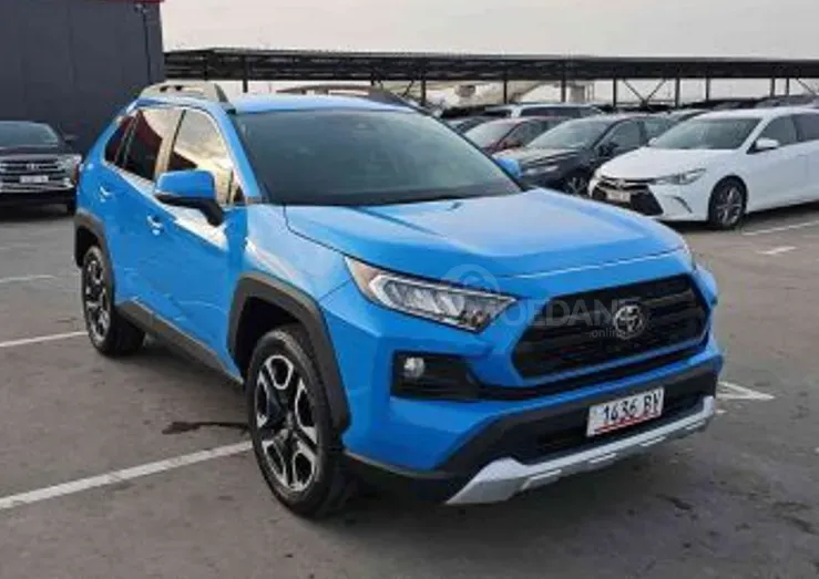 Toyota RAV4 2.5L 2021 Тбилиси - изображение 3