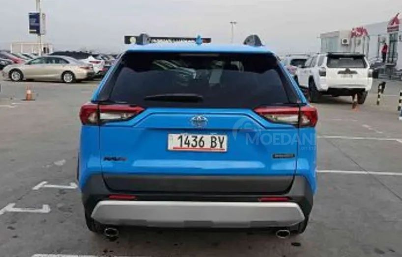 Toyota RAV4 2.5L 2021 Тбилиси - изображение 5
