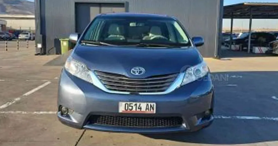 Toyota Sienna 3.5L 2014 თბილისი - photo 1