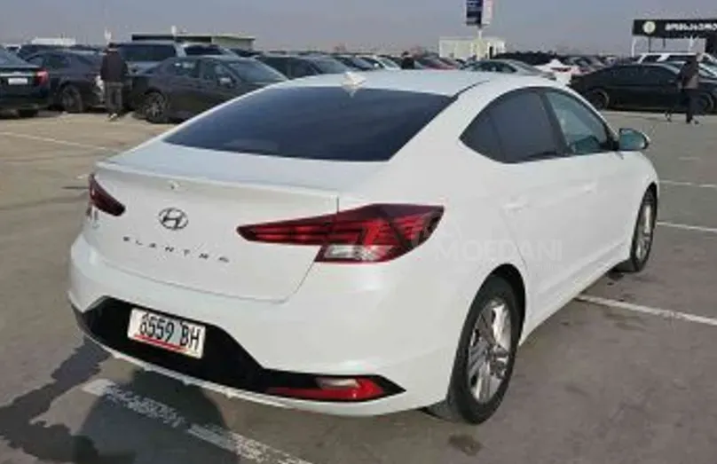 Hyundai Elantra 2019 Tbilisi - photo 3