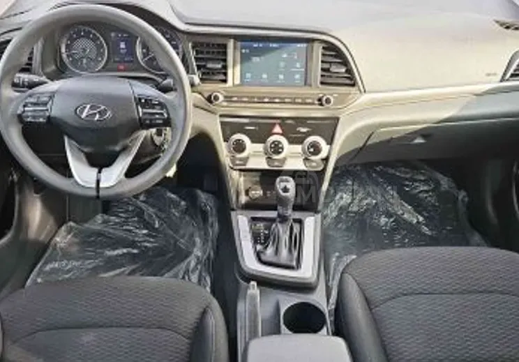 Hyundai Elantra 2019 Tbilisi - photo 6