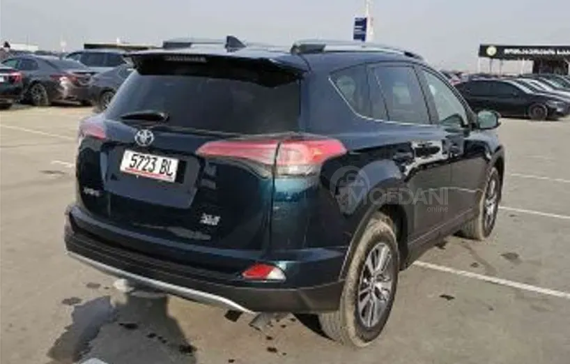 Toyota RAV4 2.5L 2018 Тбилиси - изображение 4