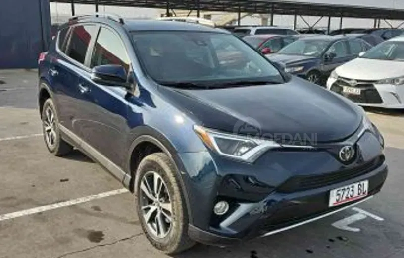 Toyota RAV4 2.5L 2018 Тбилиси - изображение 3