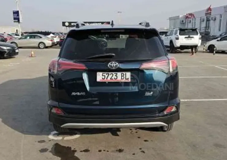 Toyota RAV4 2.5L 2018 Тбилиси - изображение 5