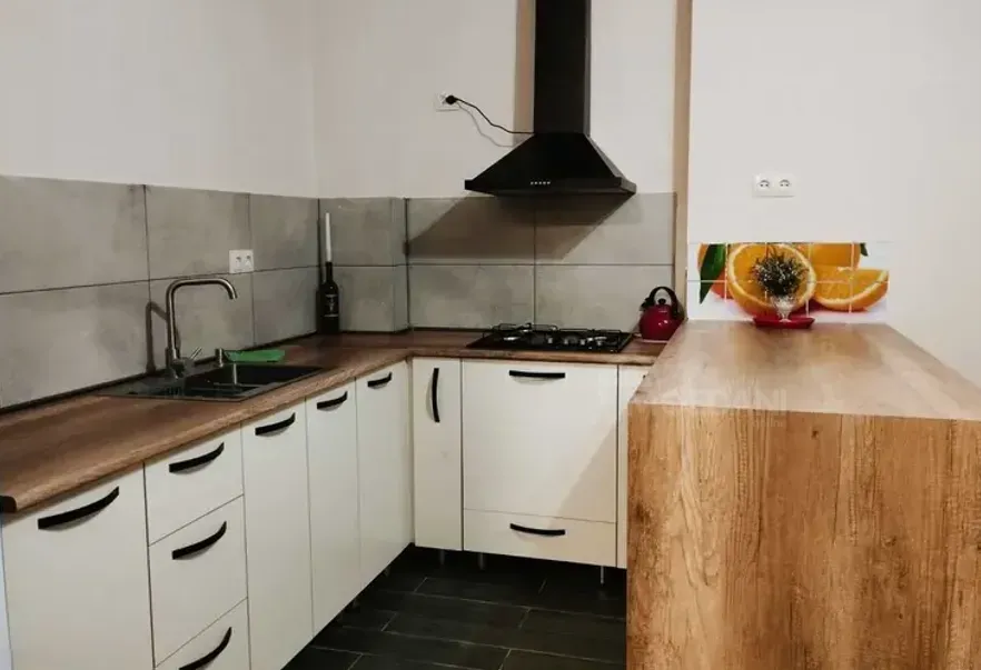 Сдам 2-комн. квартиру 45м² 2/9 эт. Тбилиси - изображение 1