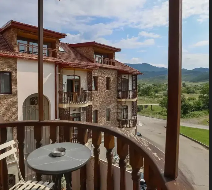 Сдам 1-комн. квартиру 55м² 3/3 эт. Мцхета - изображение 4