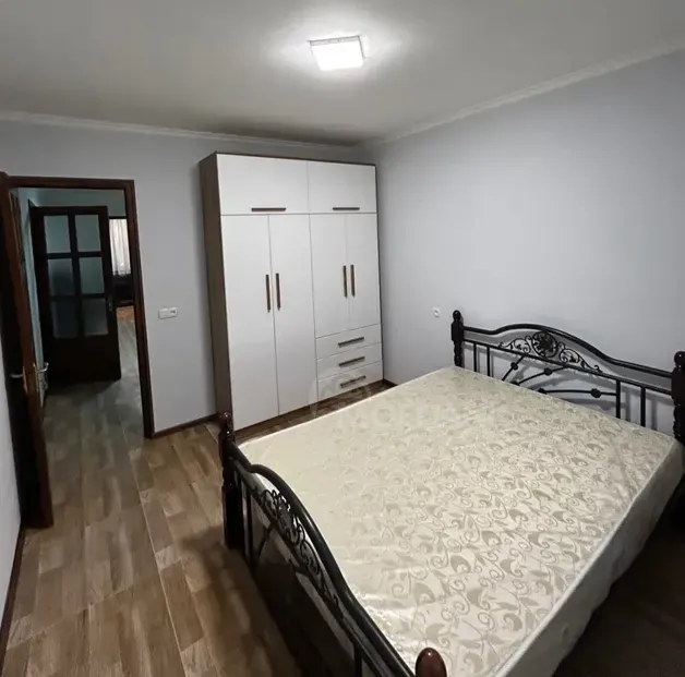 Apartments For Rent three-room 80м² 1/9 floor Tbilisi - photo 3