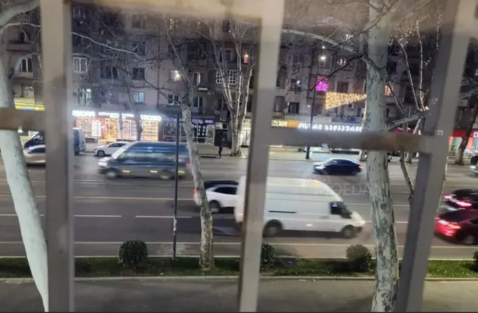 Apartments For Rent three-room 85м² 2/5 floor Tbilisi - photo 6