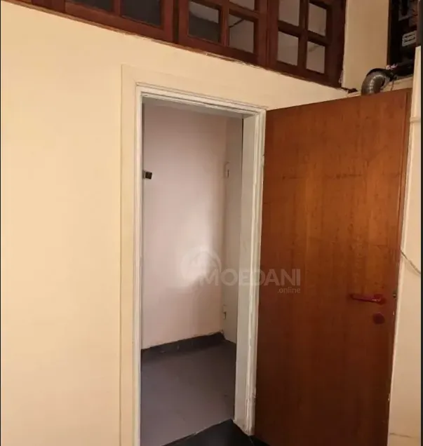 Продам 3-комн. квартиру 95м² 2/2 эт. Тбилиси - изображение 8