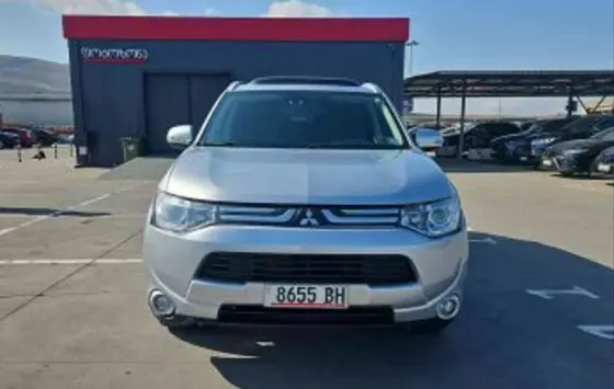 Mitsubishi Outlander 2015 Tbilisi