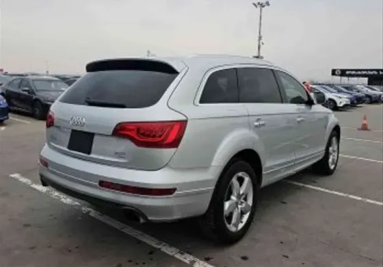 Audi Q7 2015 Tbilisi