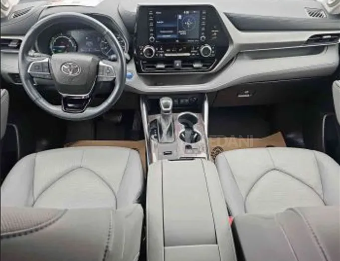 Toyota Highlander 2.5L 2021 Tbilisi - photo 7