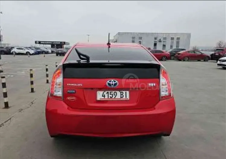 Toyota Prius 1.8L 2015 Тбилиси - изображение 5