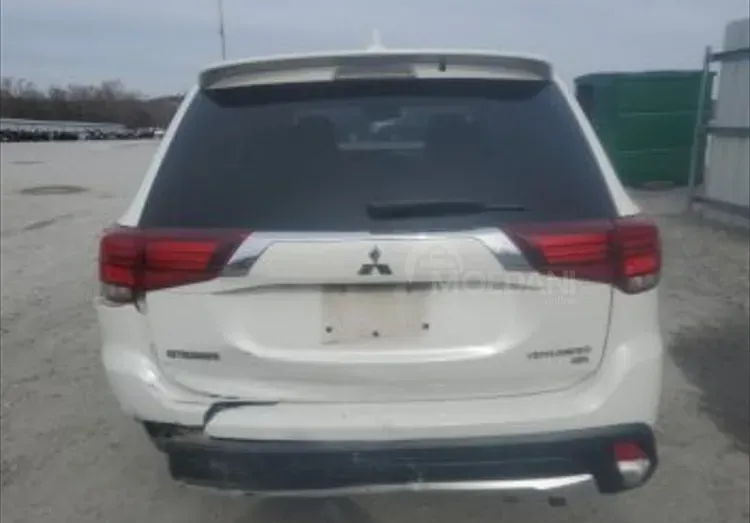 Mitsubishi Outlander 2017 თბილისი - photo 7