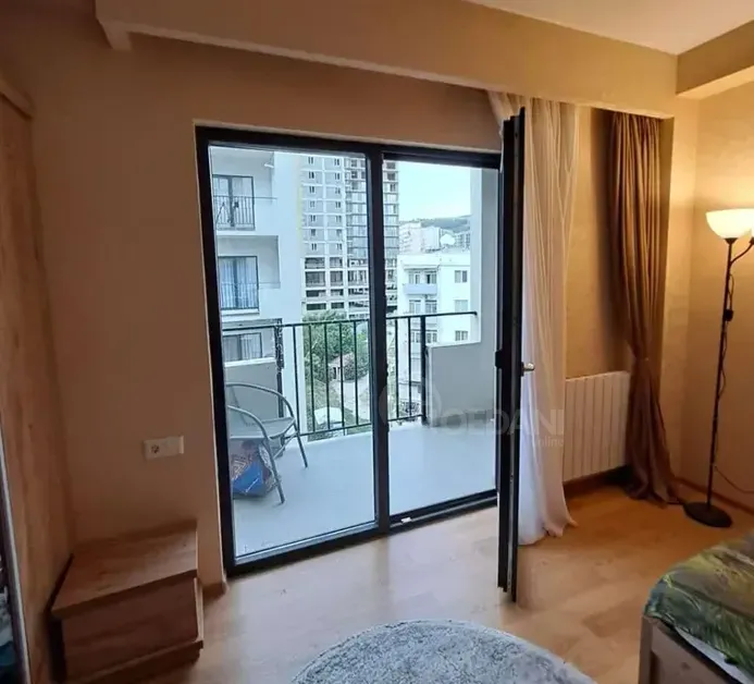 ქირავდება 3 ოთახიანი ბინა 80მ² 5/8 სართ თბილისი - photo 2