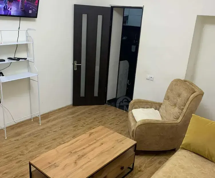 Apartments For Rent four-room 105м² 4/4 floor Tbilisi - photo 5