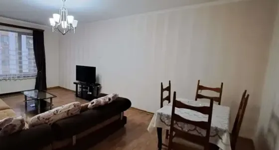 ქირავდება 2 ოთახიანი ბინა 85მ² 2/9 სართ თბილისი