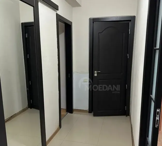 იყიდება 3 ოთახიანი ბინას $145 000  თბილისში  110მ² 9/10 სართ თბილისი - photo 8