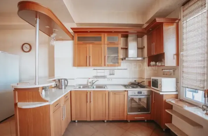 Сдам 3-комн. квартиру 168м² 6/12 эт. Тбилиси - изображение 12