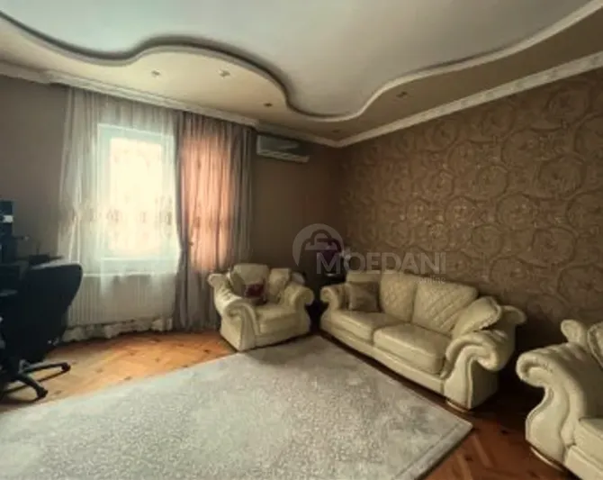 Ქირავდება სახლი 300м² თბილისი - photo 1