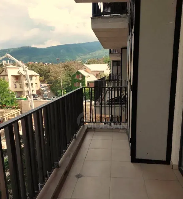 იყიდება 3 ოთახიანი ბინას 70მ² 6/15 სართ თბილისი - photo 4