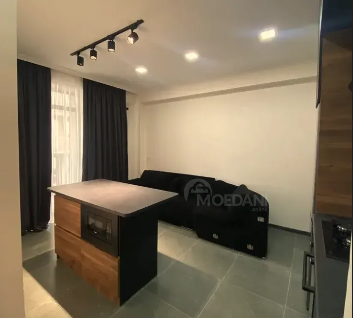 იყიდება 3 ოთახიანი ბინას 70მ² 6/15 სართ თბილისი - photo 1