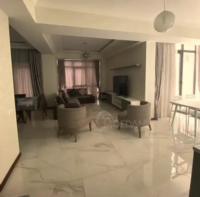 იყიდება 3 ოთახიანი ბინას 105მ² 11/16 სართ თბილისი - photo 1