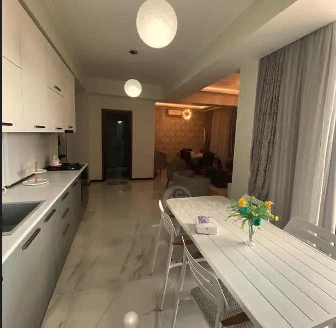 იყიდება 3 ოთახიანი ბინას 105მ² 11/16 სართ თბილისი - photo 2