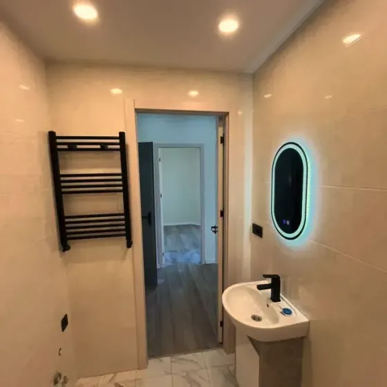 იყიდება 2 ოთახიანი ბინას 41მ² 7/14 სართ თბილისი