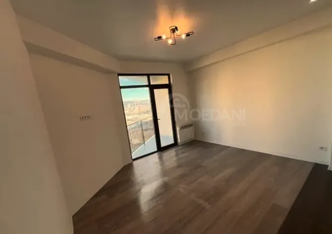 იყიდება 2 ოთახიანი ბინას $60 000  თბილისში  41მ² 7/14 სართ თბილისი - photo 3
