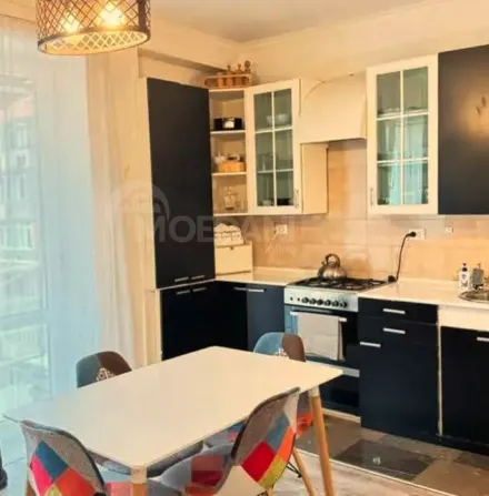 იყიდება 2 ოთახიანი ბინას $106 000  თბილისში  70მ² 3/5 სართ თბილისი - photo 10
